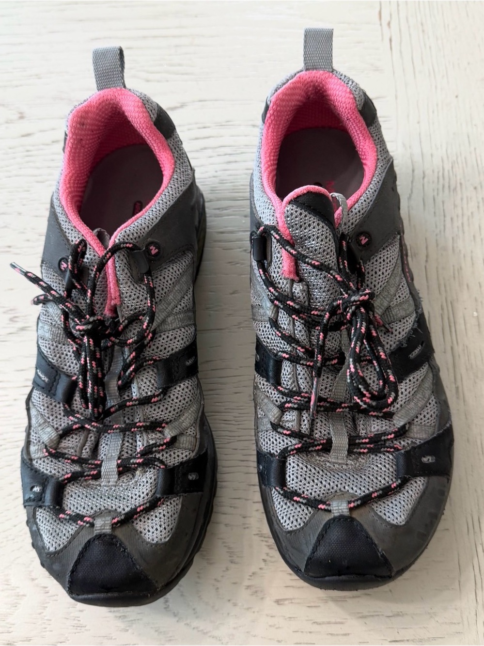 Merrell Gray and Pink Women's Trail Athletic Shoes Lace Sneakers